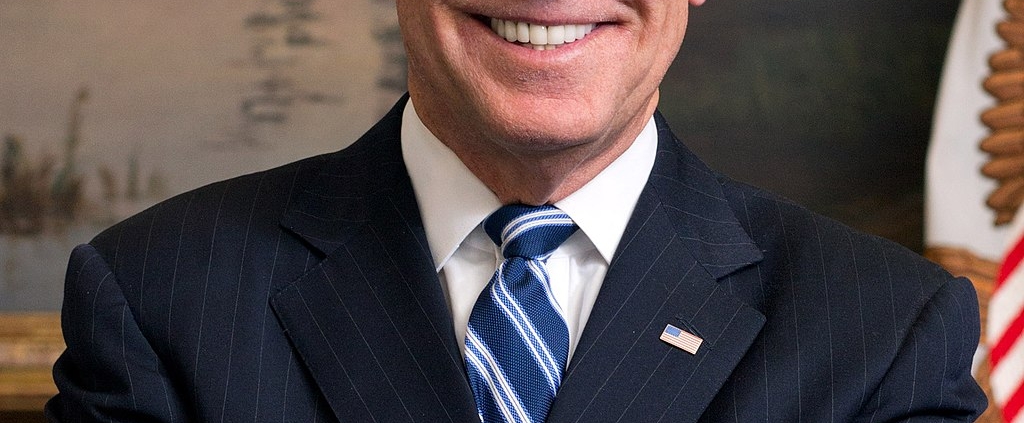 Official portrait of Vice President Joe Biden.